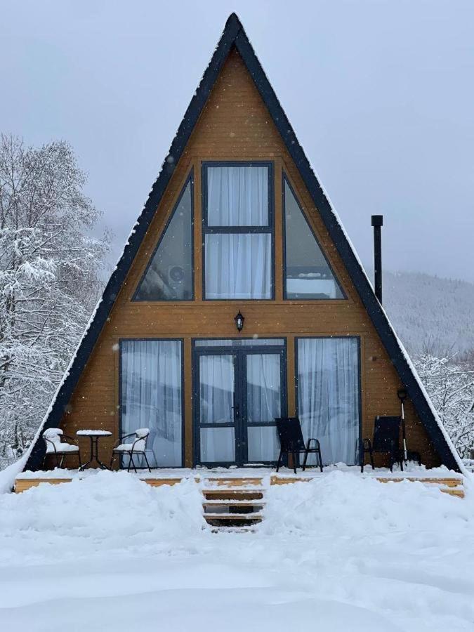 Winterfell Mestia Bagian luar foto